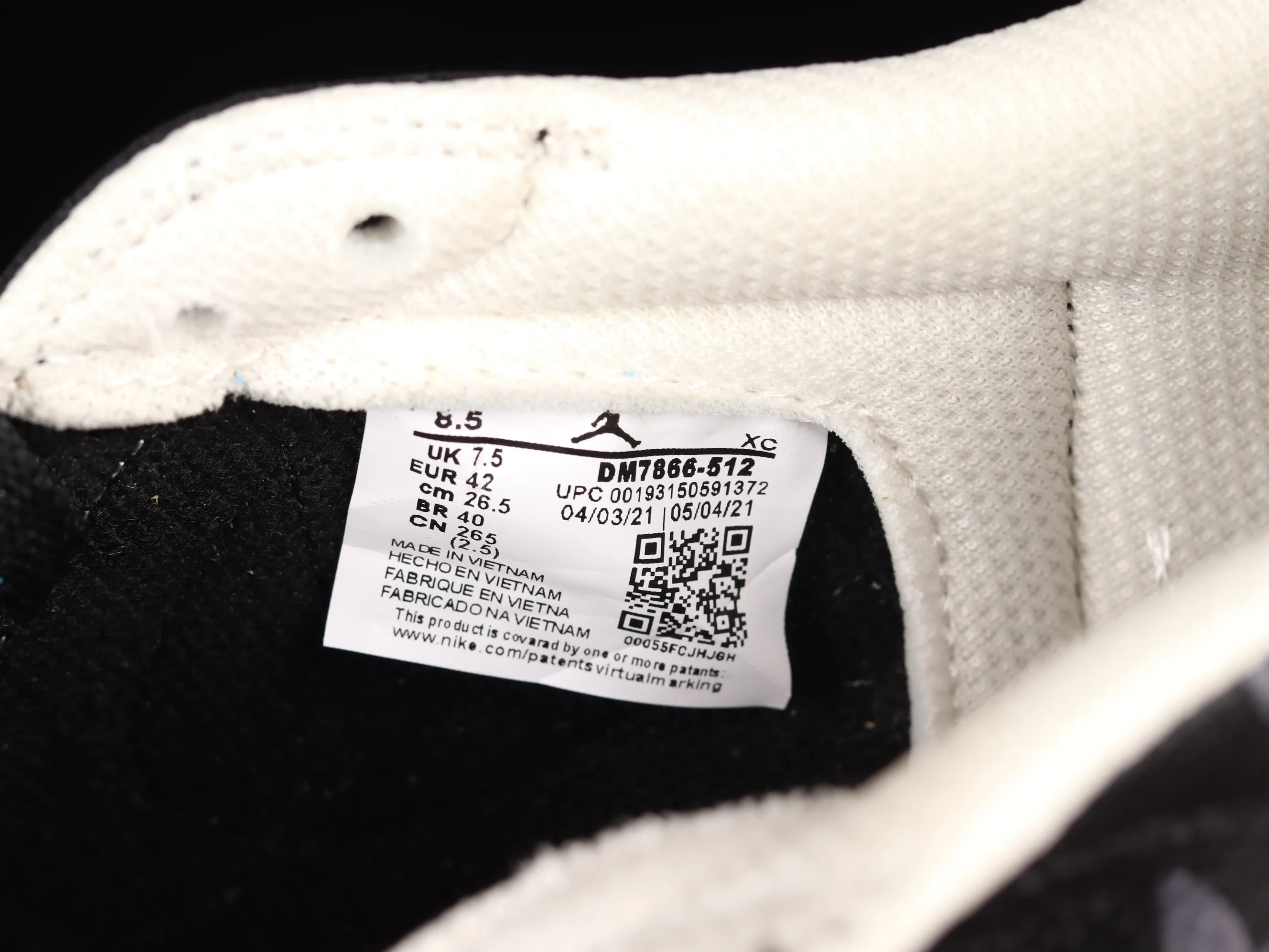 All categories Air Jordan Jordan series basketball shoes Air Jordan 1 Low Donkey brand x Travis Scott x Air Jordan 1 AJ1 Joe 1 lightning overhead low-top basketball shoes DM7866-512